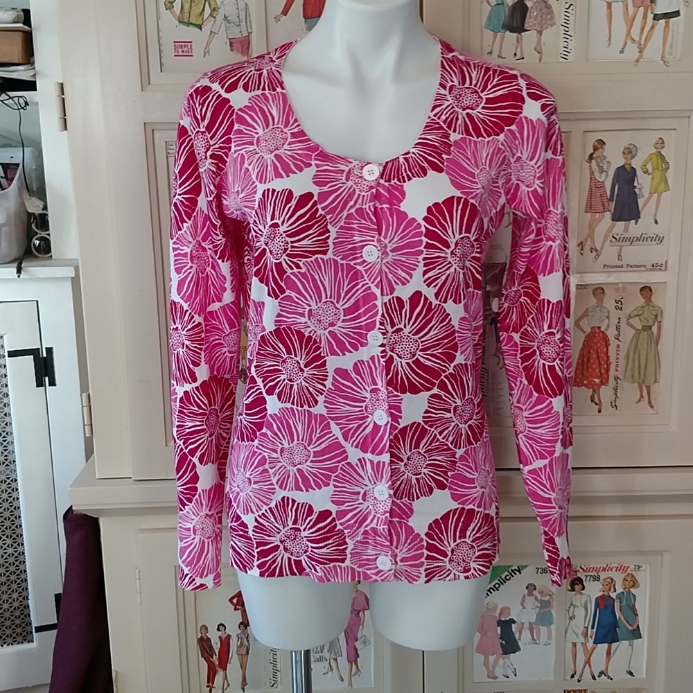 NWT White Stag pink and white cardigan Sz M